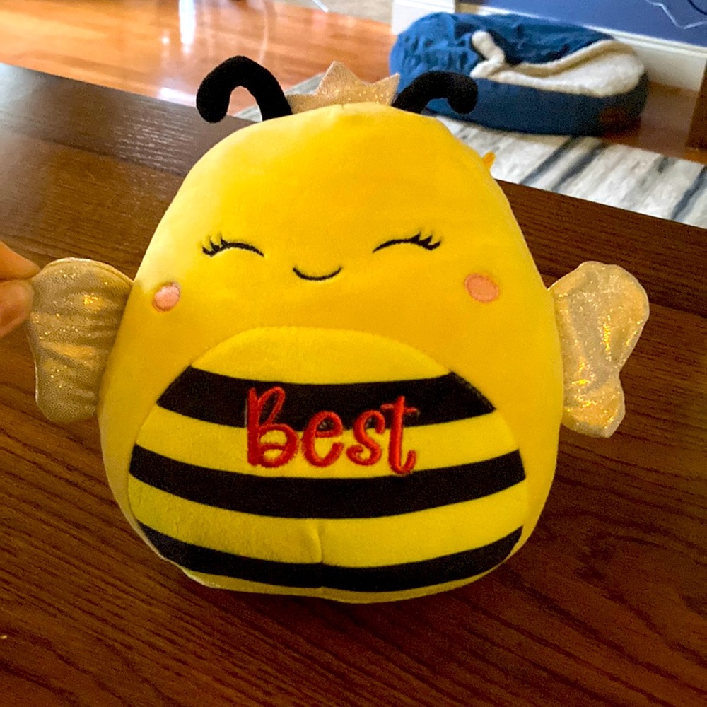 Unnamed Princess Bee Squishmallow 8"